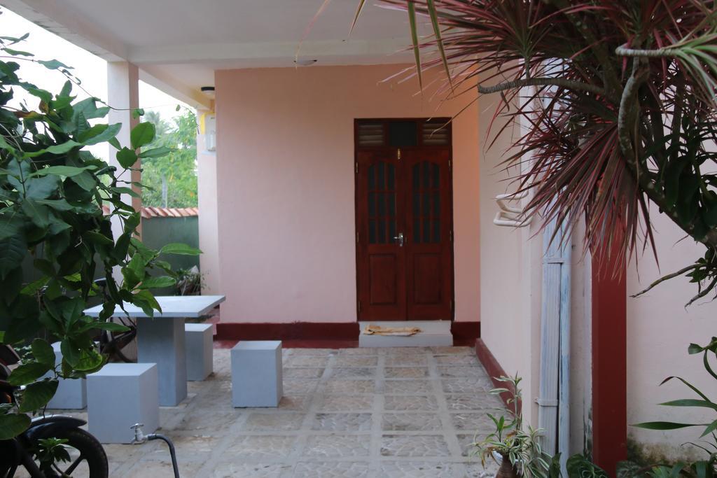 Villa No1 Bentota Exterior photo